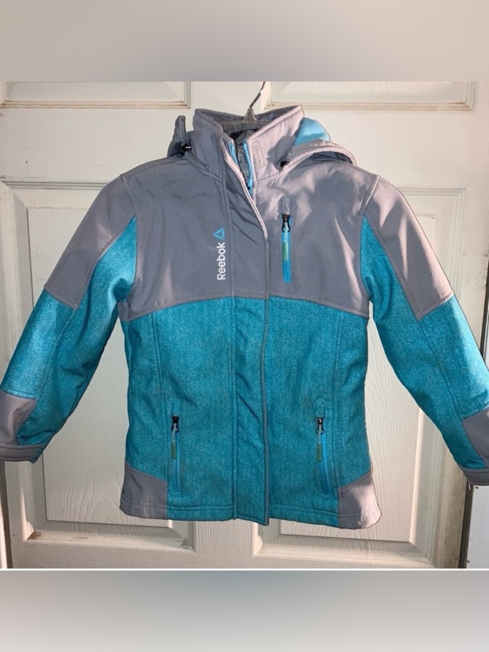 Reebok Girl's All Season
3-in-1 Jacket. Size S 7/8.